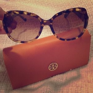 Tory Burch designer tortoiseshell sunglasses