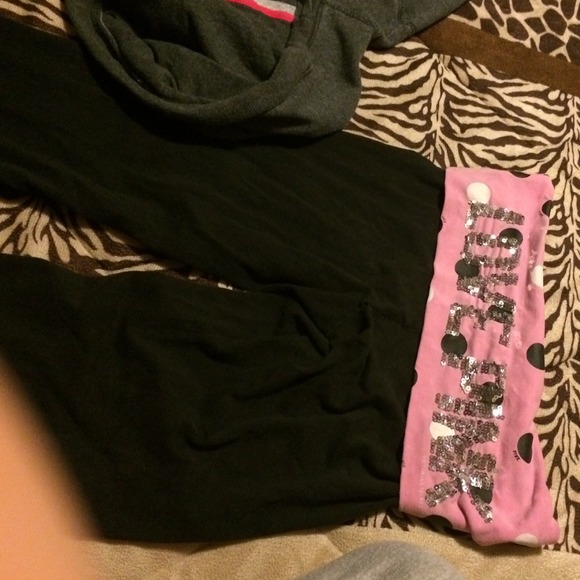 Victorias secret yoga pants