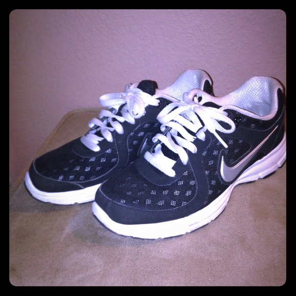 Nike Running Shoes Air Relentless