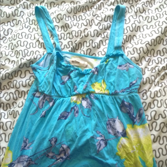 Blue baby doll hollister tank top