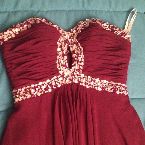 Grape Sweetheart Jeweled Formal Dress - Picture 4 of 4