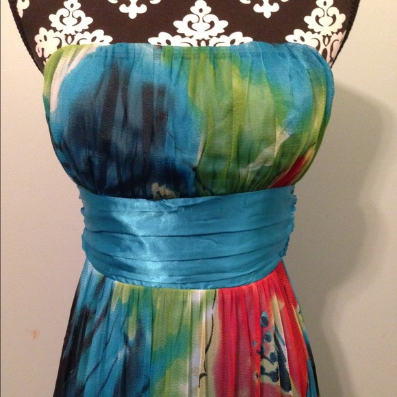 💙 Blue Prom Dress - Picture 2 of 2