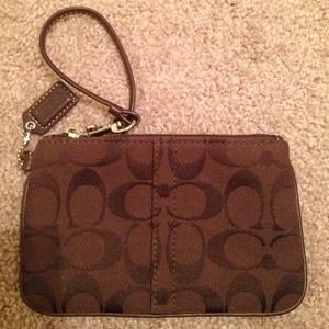 Adorable brown Coach clutch!