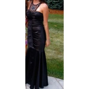 Black prom dress