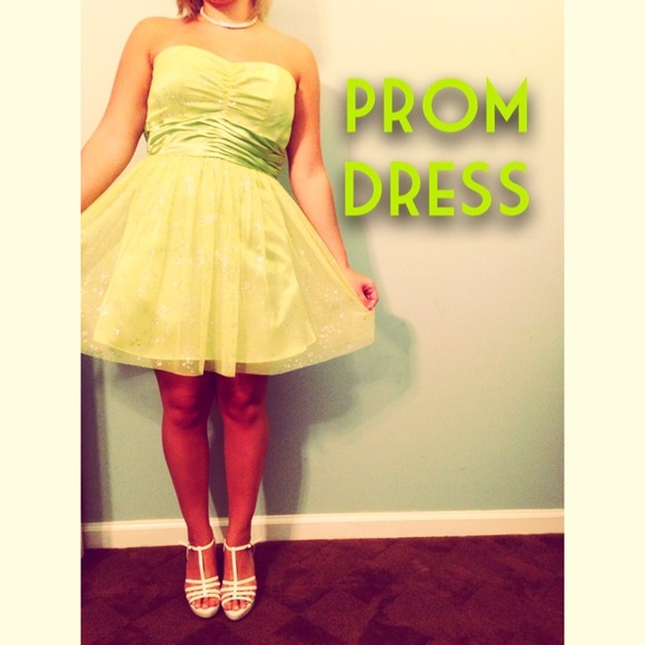 Short Prom Dress 💚
