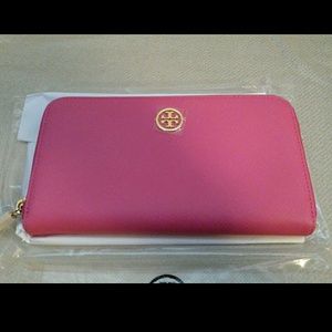 Robinson Zip Continental Wallet Pink