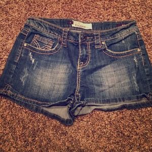 Vigoss jean shorts. Size 5. Great condition