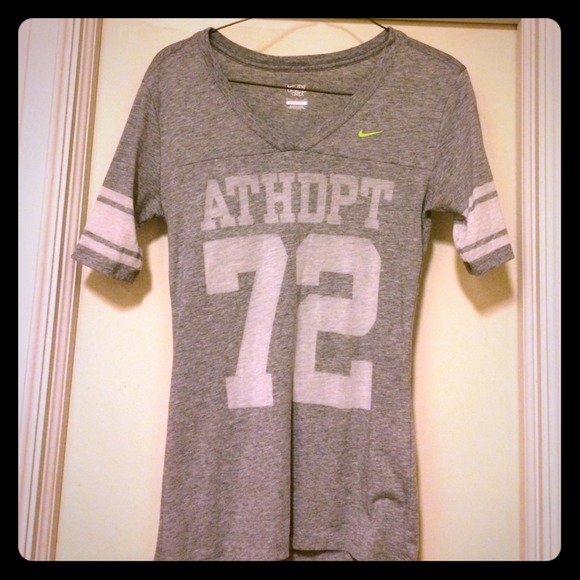 Nike baseball T