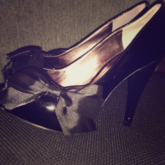 Like New Black Pumps with a Bow by Paris Hilton
