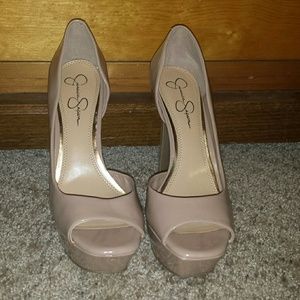 Jessica Simpson Bede pumps