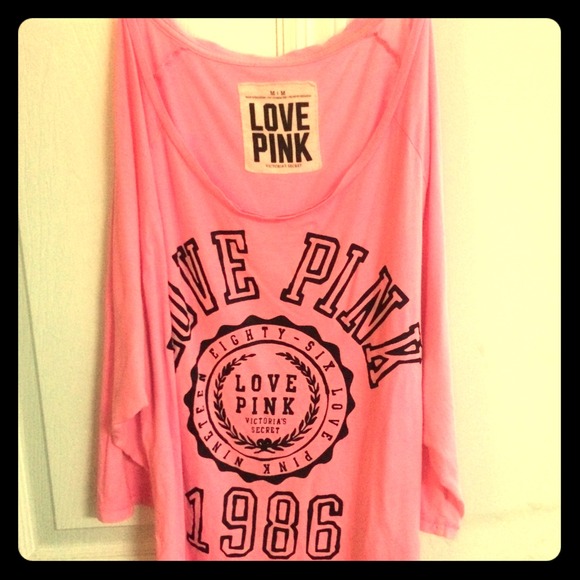 Love Pink tee