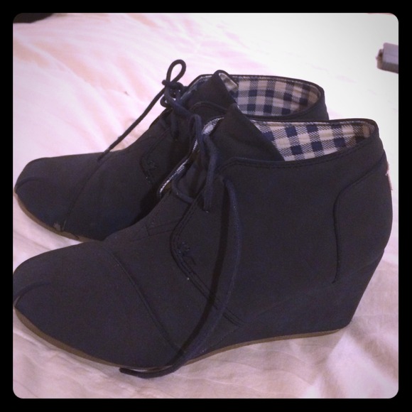 Navy wedge booties