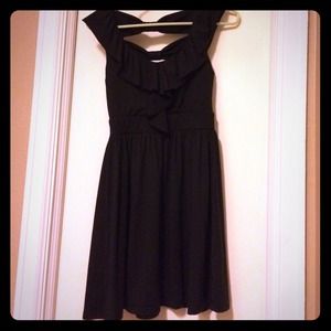 Cute cotton black dress with bows across back