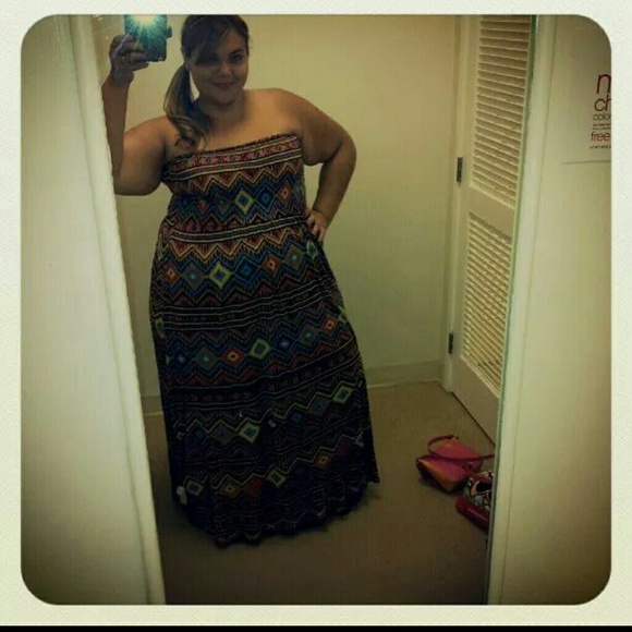 🚫 SOLD🚫  cute maxi dress plus size