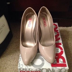 Bongo Pumps