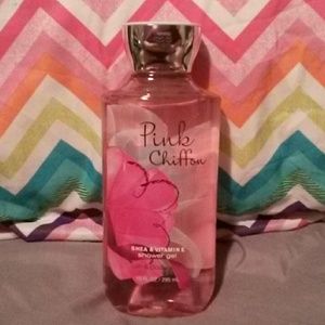 BBW Pink Chiffon Shower Gel