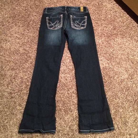 Bundled Dark wash jeans