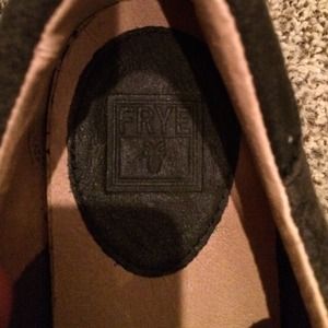 frye riley huarache
