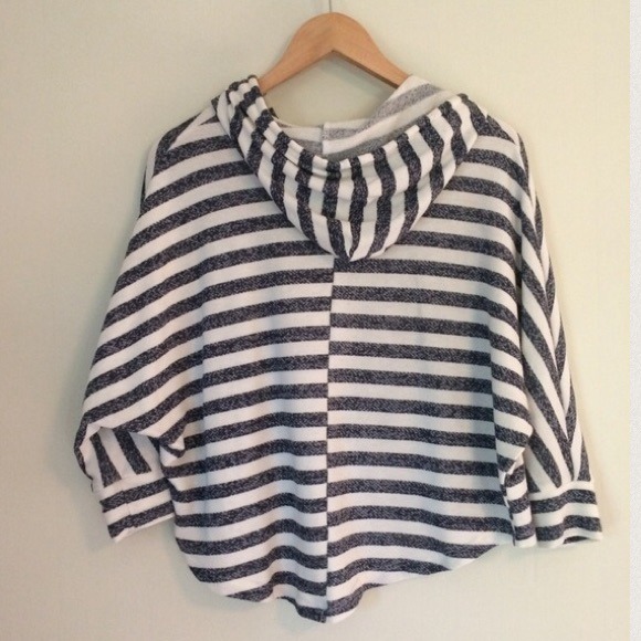 Sold! Paper Crane Striped Cropped Sweatshirt - Picture 3 of 4