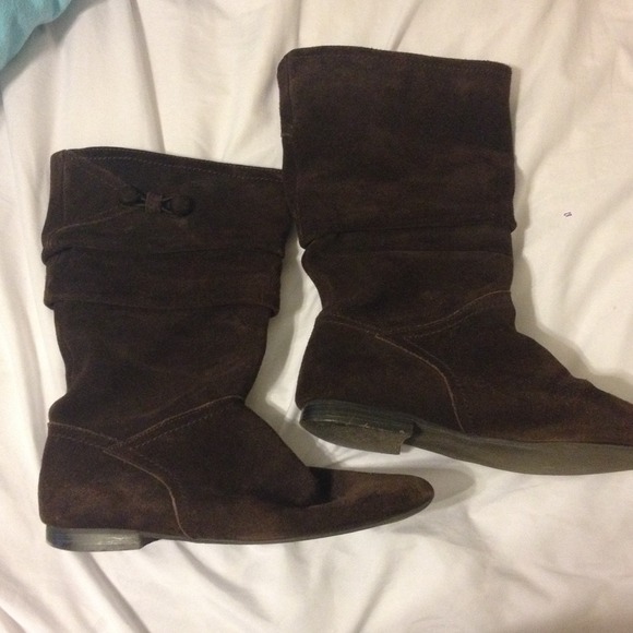 Brown boots