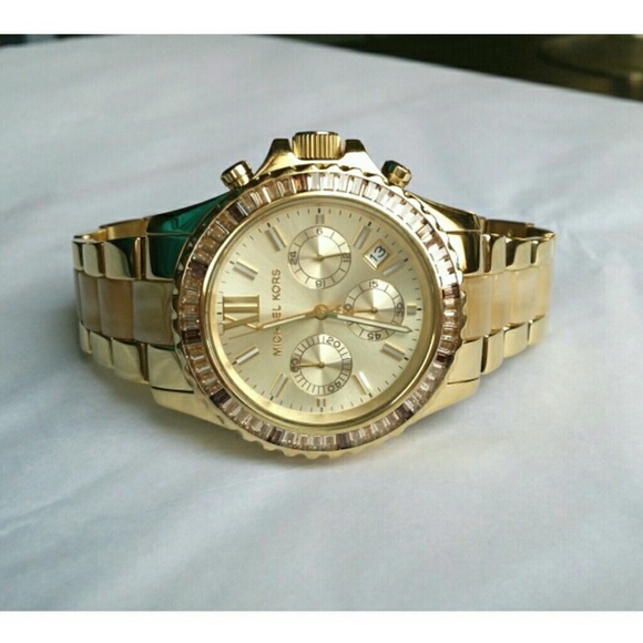 ❌SOLD❌Michael Kors Everest Gold Horn Watch