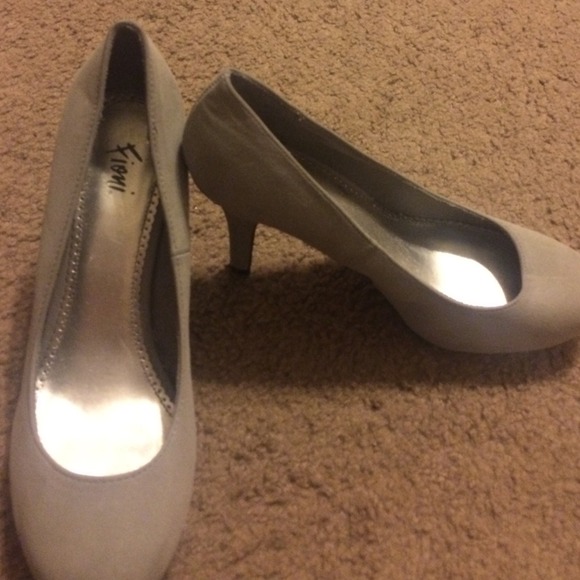 Gray heels!!!