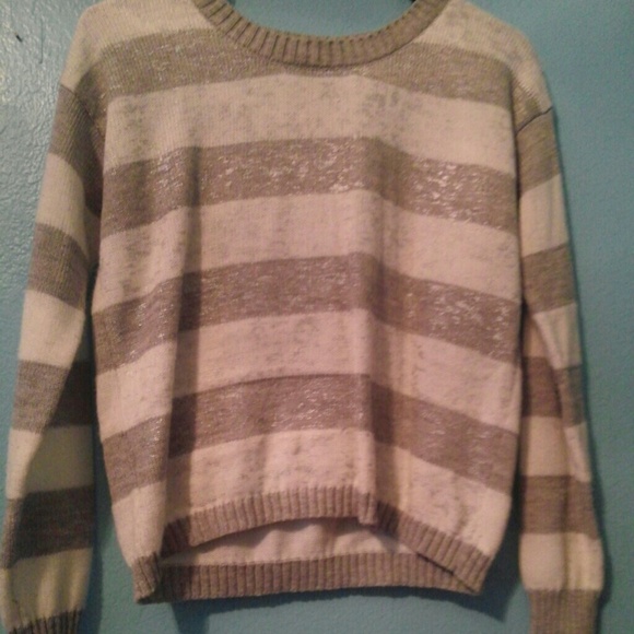 Gray and white sweater