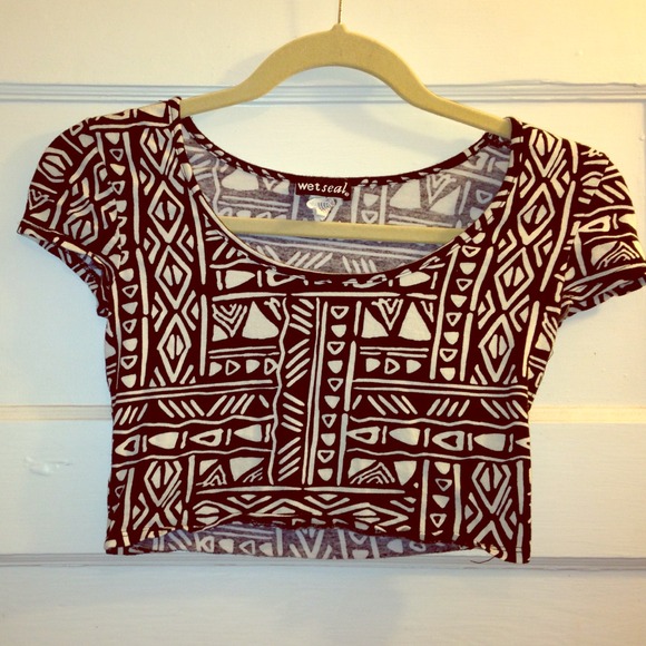 Black and white print crop top
