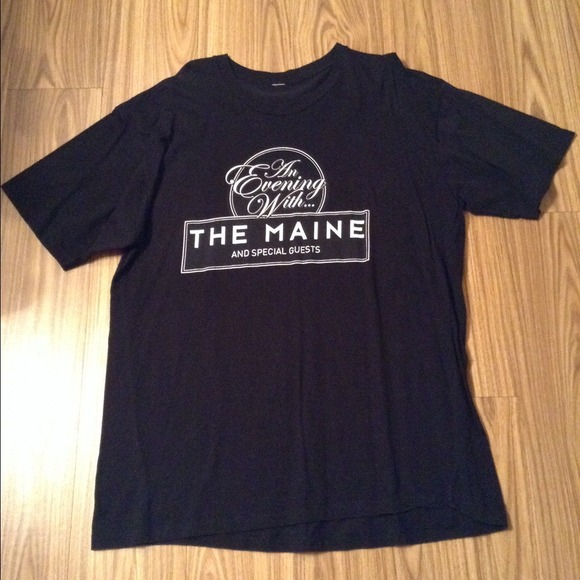 Tops - The maine Tshirt