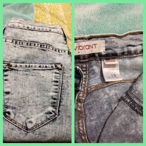 Higwaisted acid wash jeans that can be bundled !