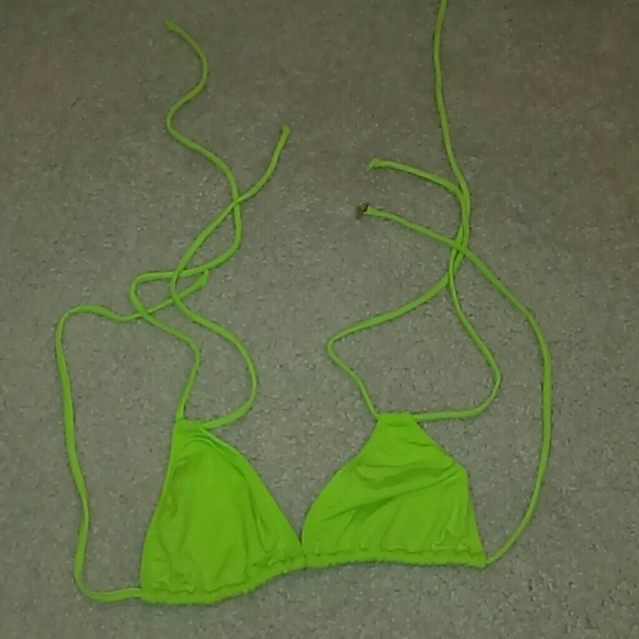 $17 PP San Lorenzo triangle top