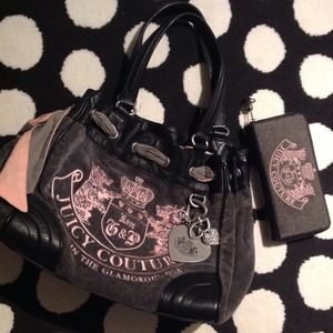 Juicy Couture Grey/Pink Purse & wallet!