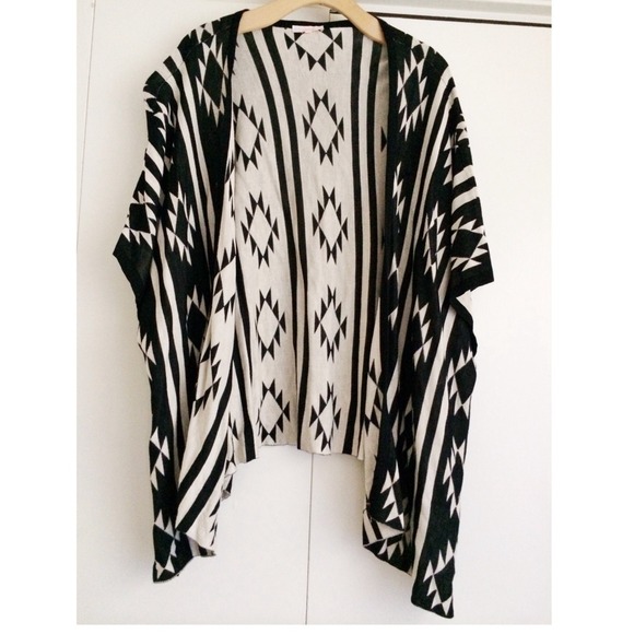 Aztec Print Pullover