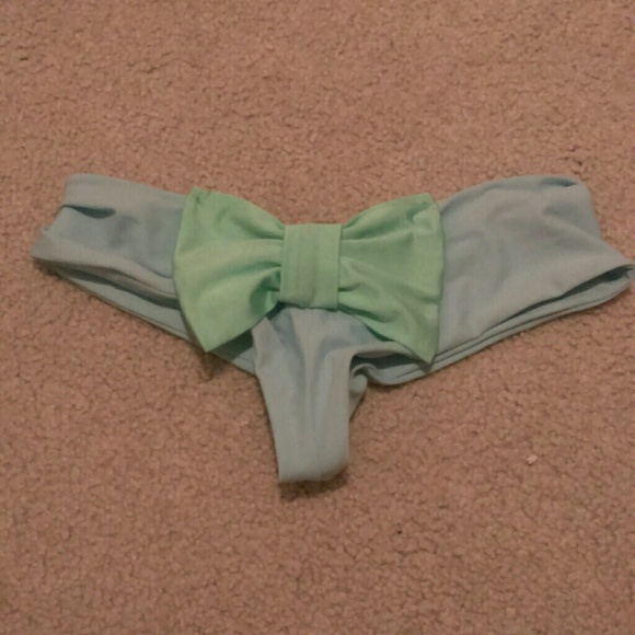 *TRADED* 45 PP Lolli bow back bottom