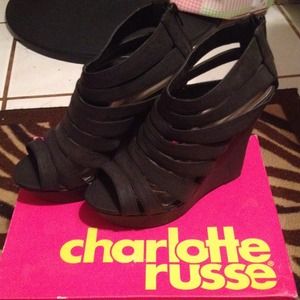 💥REDUCED💥 Charlotte Russe Wedges