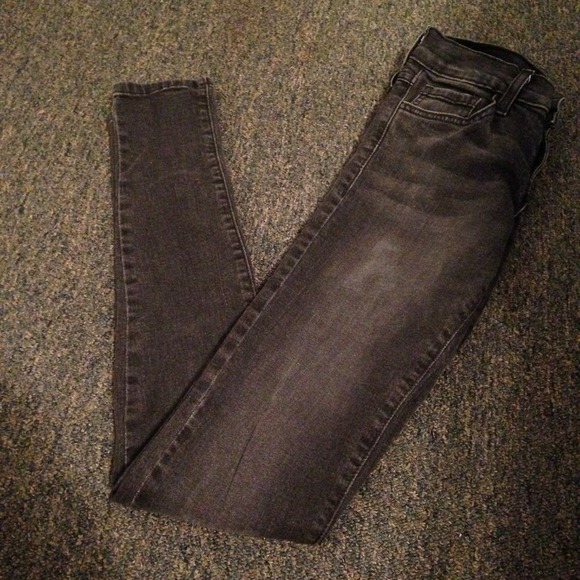 Skinny jeans