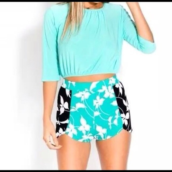Mint and black shorts - Picture 1 of 1