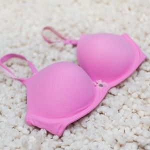 Victoria's Secret pink bra 34 D.