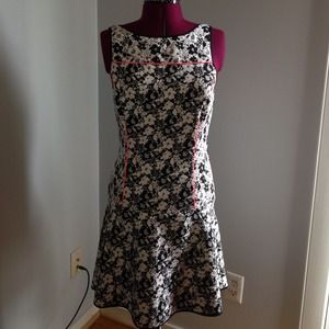 Brand new with a tag Banana Republic dress