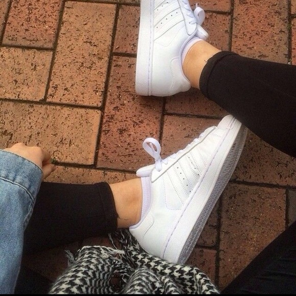 Urban outfitters scarpe adidas superstar 2 poshmark Urban outfitters scarpe adidas superstar 2 poshmark