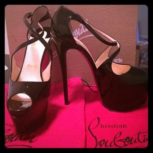SOLD AUTHENTIC New Christian Louboutin heels!