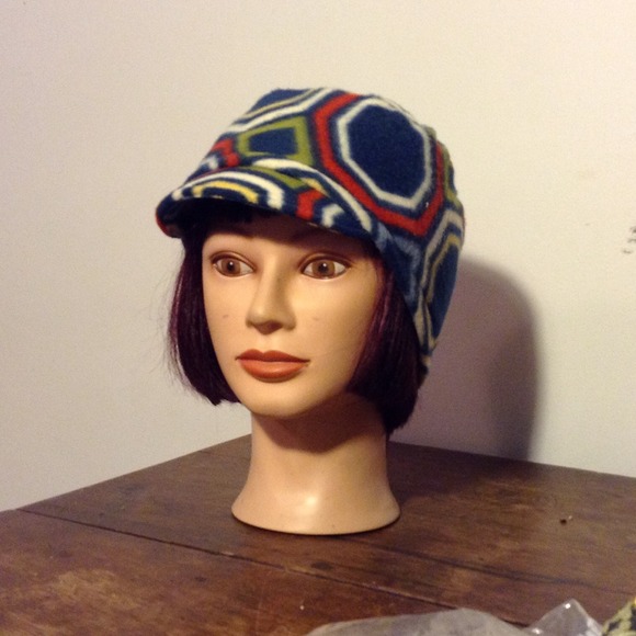 Hat - Picture 3 of 3