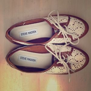 Steve Madden Lace Oxford Flats