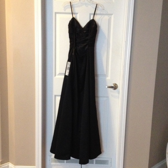 Black Ball Gown - Picture 2 of 4