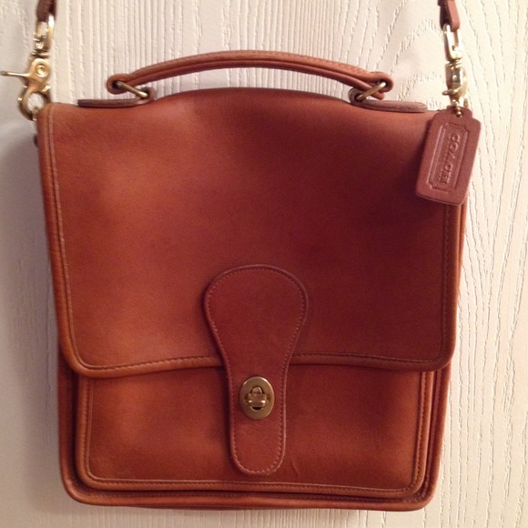 Coach Handbags - 🎉🎉🎉 HOST PICK 🎉🎉🎉 Vintage Coach Bag🎉🎉🎉