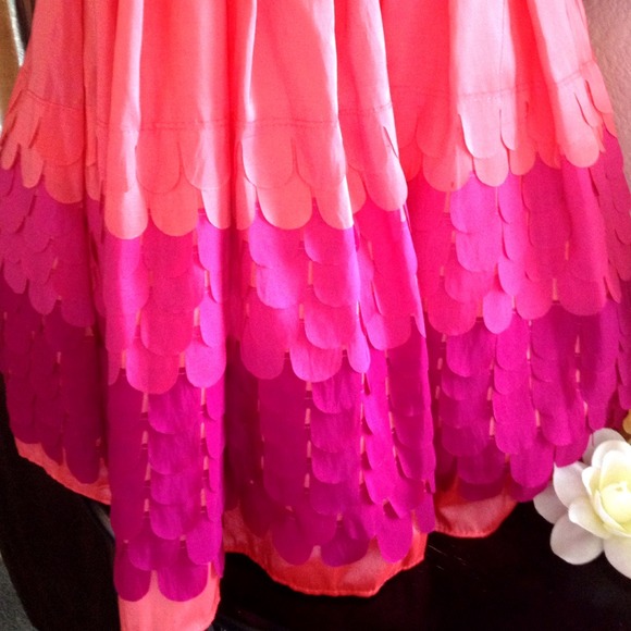 π₯ Coral/ Fuchsia Petal Layered Dressπ₯ - Picture 3 of 4