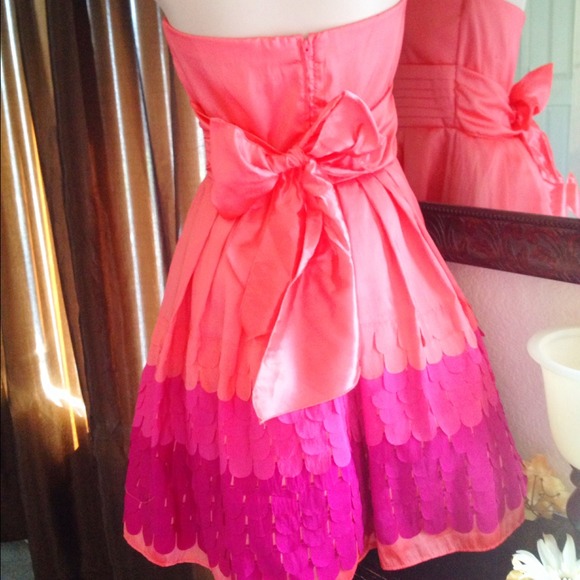 π₯ Coral/ Fuchsia Petal Layered Dressπ₯ - Picture 4 of 4