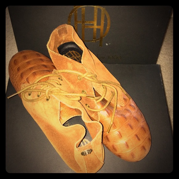 HOUSE OF HARLOW 1960 KILLIAN BOOTIE
