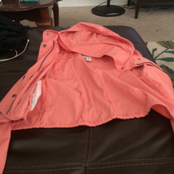 Pink jacket - Picture 3 of 3