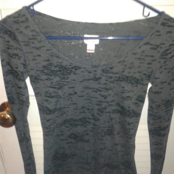 Long sleve blk and grey tee